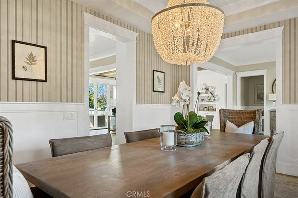 Chandelier, Dining room, Interior