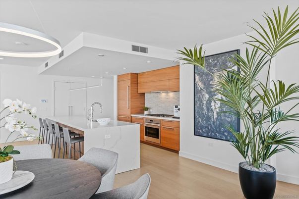 Dining room, Interior, Kitchen, Recessed Lighting, Stainless Steel Appliances, Wood Texture Flooring