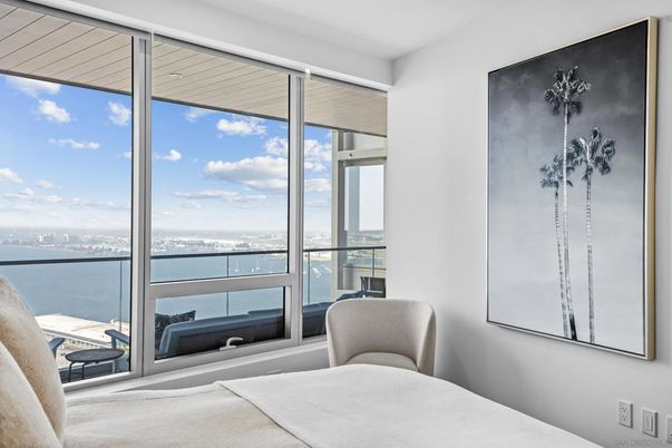 Bedroom, Interior, Water