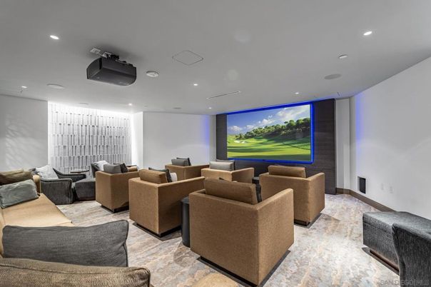 Interior, Projection Screen, Recessed Lighting, Theatre Room
