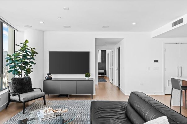 Interior, Living room, Recessed Lighting, Wood Texture Flooring