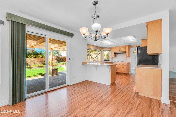Chandelier, Interior, Kitchen, Wood Texture Flooring