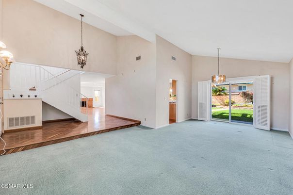 Chandelier, Empty room, Interior, Pendant Lights