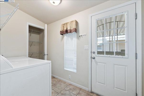 Interior, Utility Closets, Washer