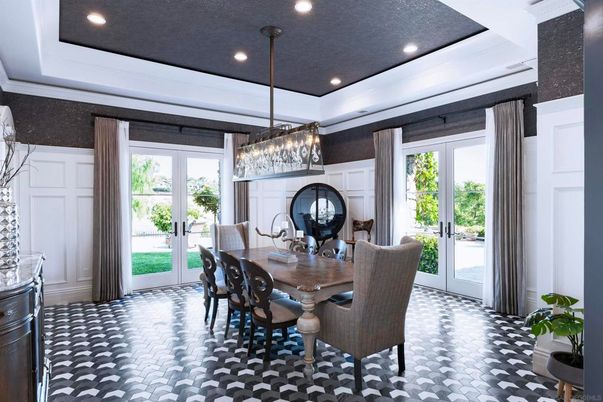 Chandelier, Dining room, Interior, Recessed Lighting