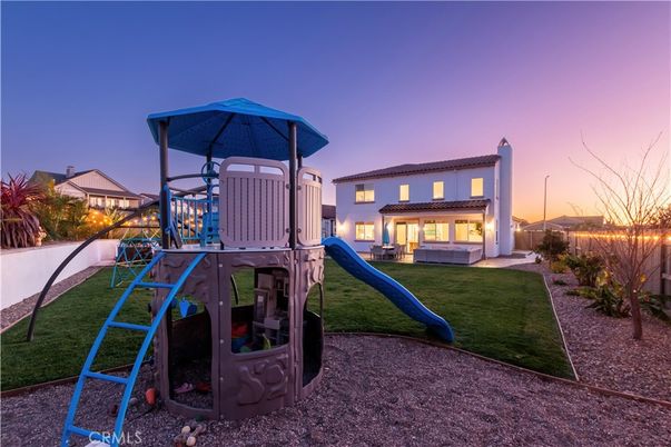 Backyard, Exterior, Playground