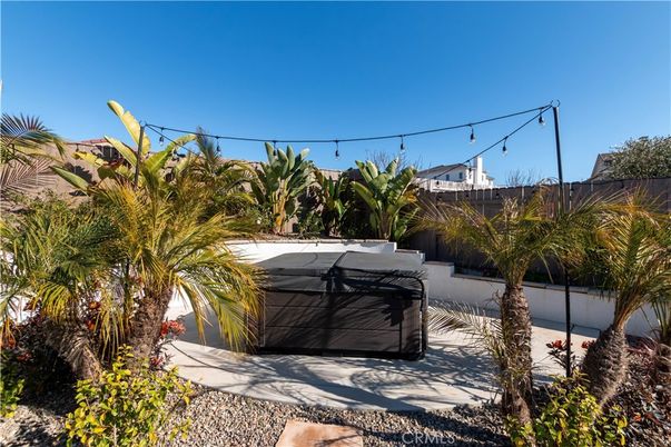 Exterior, Hot Tub
