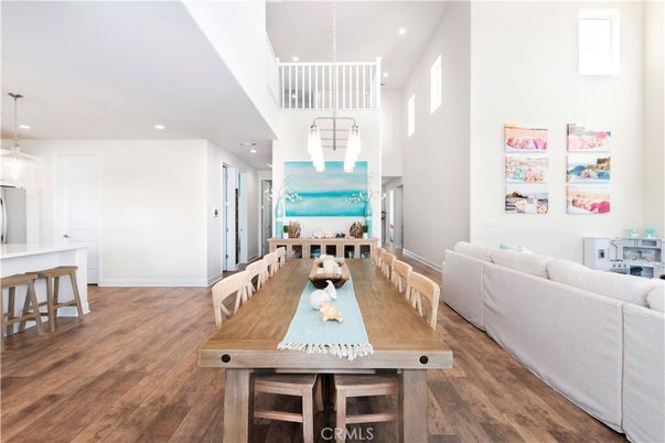 Dining room, Interior, Living room, Pendant Lights, Recessed Lighting, Wood Texture Flooring
