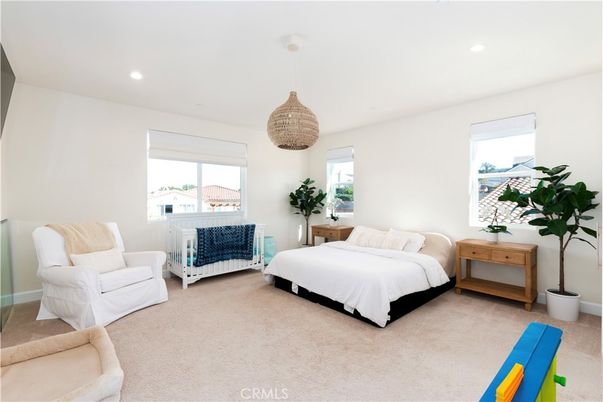 Bedroom, Interior, Pendant Lights, Recessed Lighting
