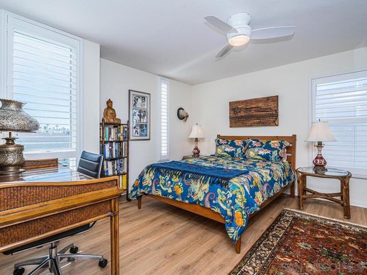 Bedroom, Home Office, Interior, Wood Texture Flooring