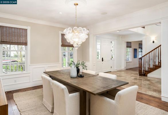 Chandelier, Dining room, Interior, Pendant Lights, Recessed Lighting, Wood Texture Flooring