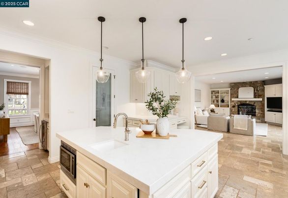 Fireplace, Interior, Kitchen, Living room, Pendant Lights, Recessed Lighting