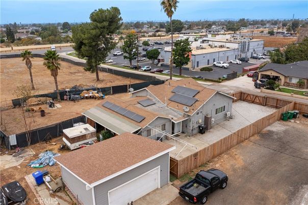 Exterior, Drone