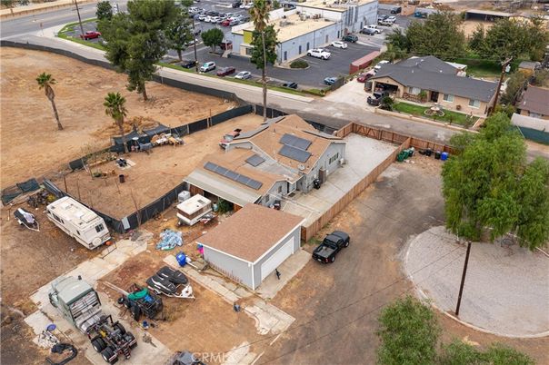 Exterior, Drone