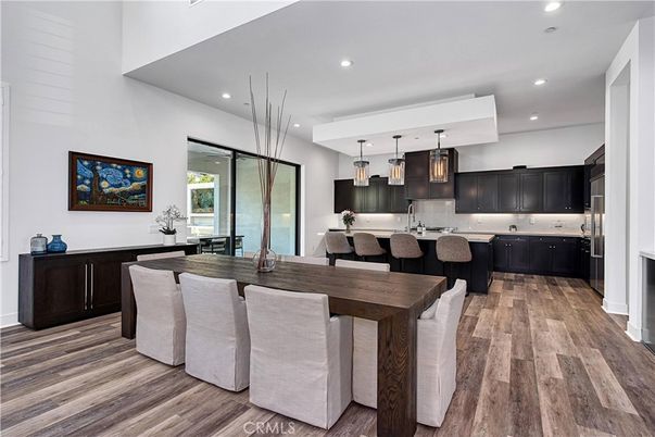Dining room, Interior, Kitchen, Pendant Lights, Recessed Lighting, Wood Texture Flooring