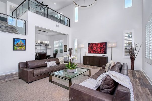 Dining room, Interior, Living room, Pendant Lights, Recessed Lighting, Wood Texture Flooring