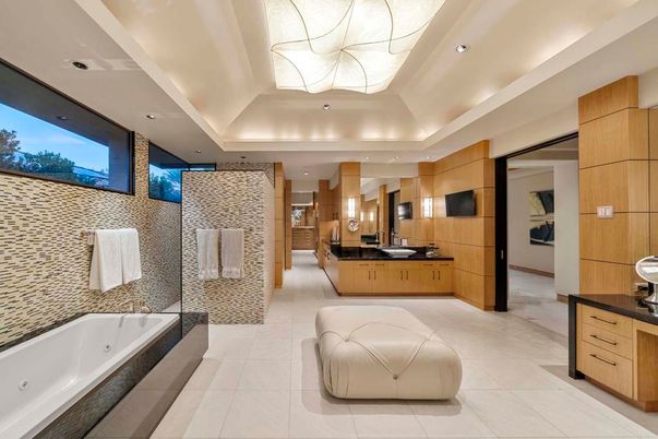 Bathroom, Interior, Recessed Lighting
