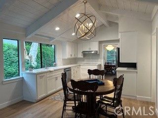 Chandelier, Dining room, Interior, Kitchen, Pendant Lights, Recessed Lighting, Wood Texture Flooring