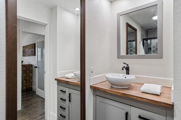 Bathroom, Interior, Recessed Lighting, Wood Texture Flooring