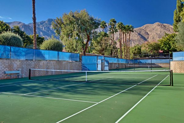 Exterior, Tennis Courts