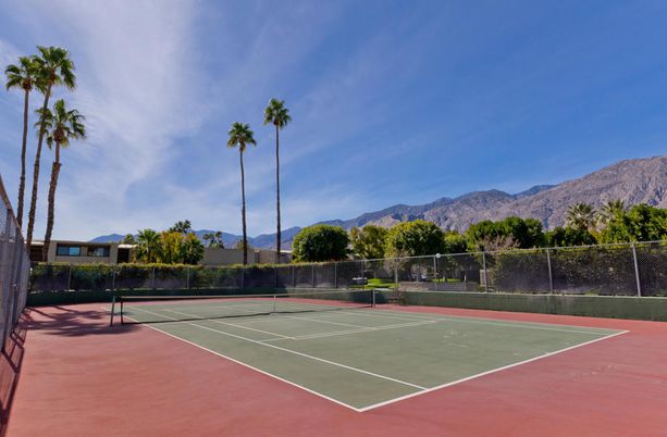 Exterior, Tennis Courts