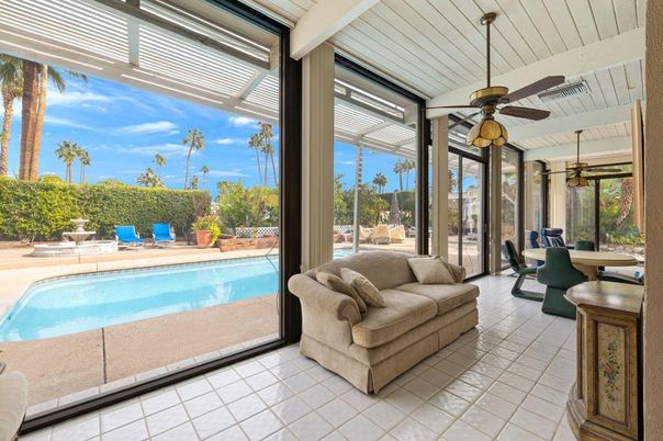 Dining room, Interior, Pool, Sun Room