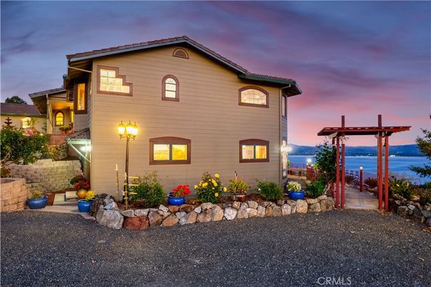 Backyard, Exterior, Water