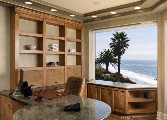Home Office, Interior, Recessed Lighting, Water, Wood Texture Flooring