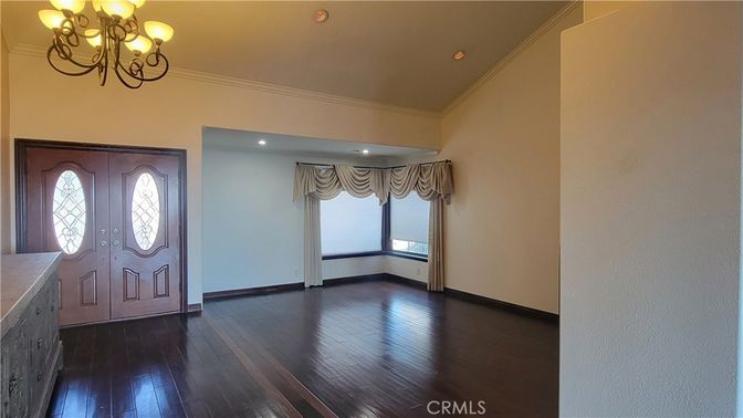 Chandelier, Interior, Recessed Lighting, Wood Texture Flooring