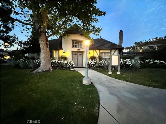 Backyard, Exterior, Facade, French Provincial