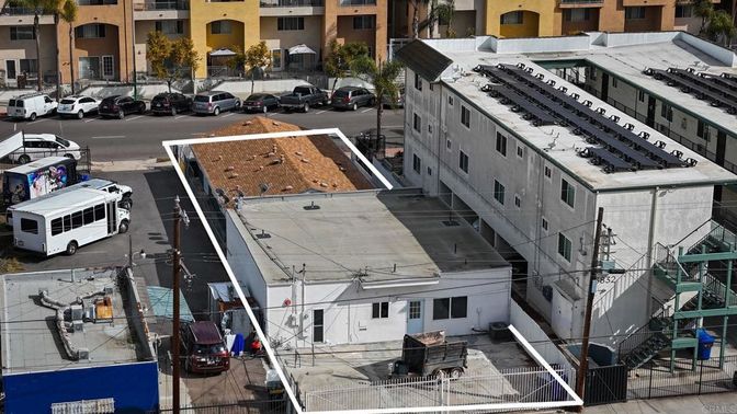 Exterior, Drone