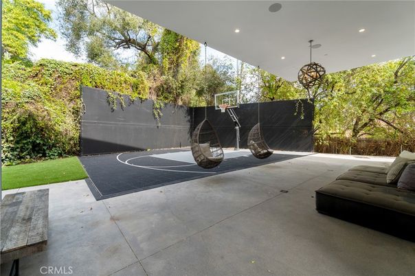 Exterior, Recessed Lighting