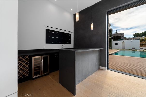 Interior, Pendant Lights, Recessed Lighting, Wood Texture Flooring