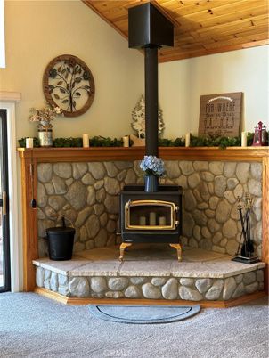 Exterior, Fireplace