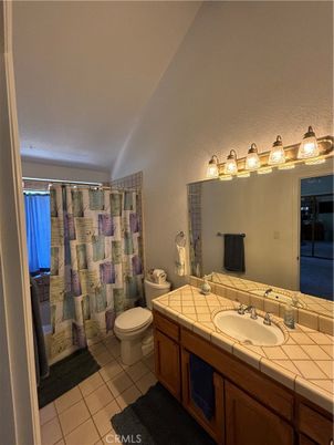 Bathroom, Interior, Tile Countertops