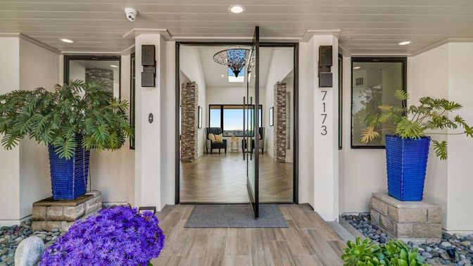 Exterior, Wood Texture Flooring