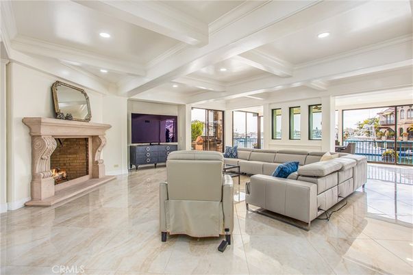 Fireplace, Interior, Living room, Recessed Lighting