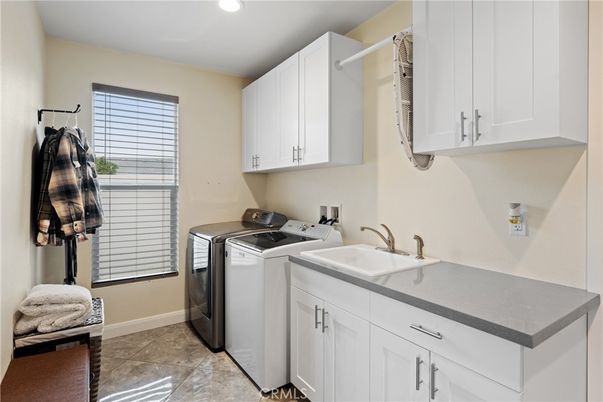 Interior, Recessed Lighting, Washer