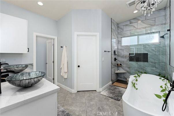 Bathroom, Free Standing Baths, Glass Shower, Interior, Recessed Lighting