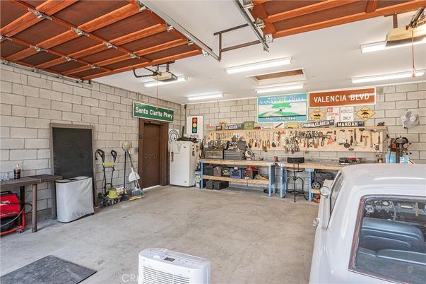 Garage, Interior, Stone Walls
