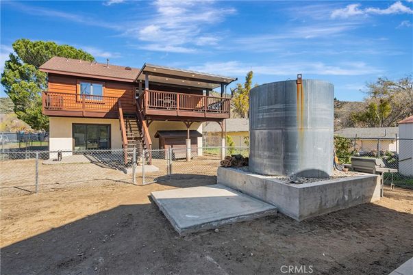 Backyard, Exterior, Facade, Modern