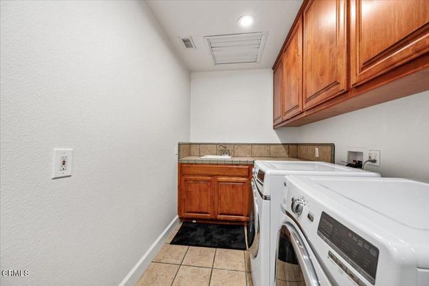 Interior, Recessed Lighting, Washer