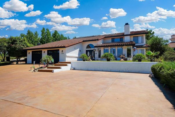 Attached, Exterior, Facade, Spanish Mediterranean