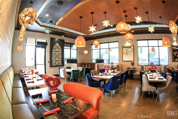 Dining room, Interior, Pendant Lights, Recessed Lighting