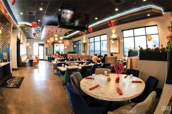 Dining room, Interior, Living room, Pendant Lights, Recessed Lighting