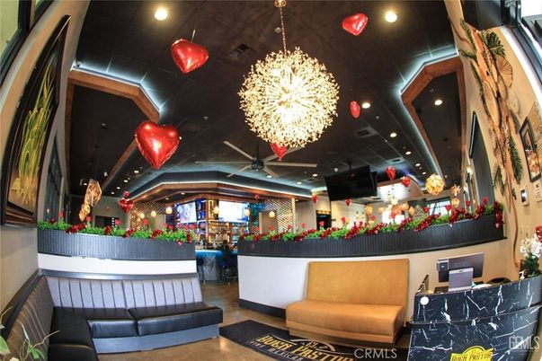 Chandelier, Interior, Recessed Lighting