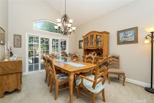 Chandelier, Dining room, Interior