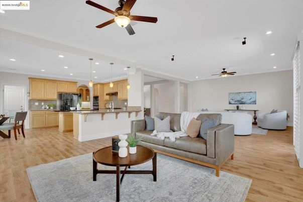 Interior, Kitchen, Living room, Pendant Lights, Recessed Lighting, Wood Texture Flooring