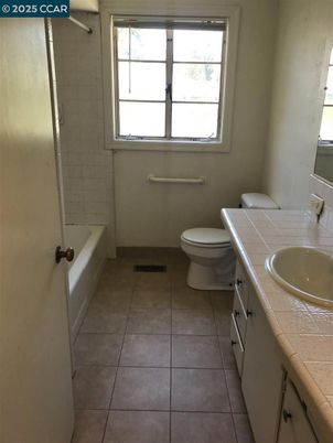 Bathroom, Interior, Tile Countertops