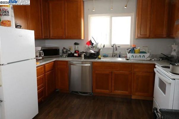 Interior, Kitchen, Wood Texture Flooring